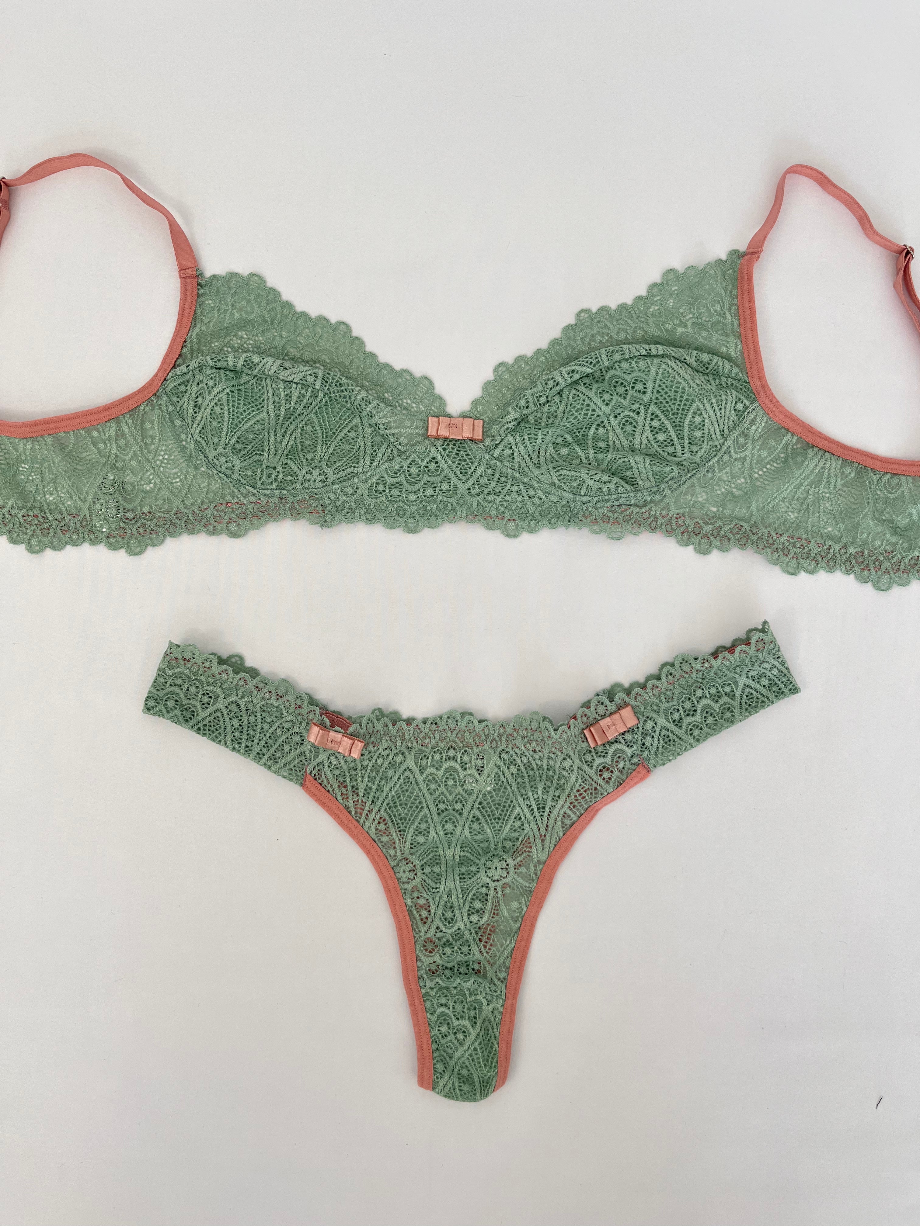 Baby Green / Baby Pink