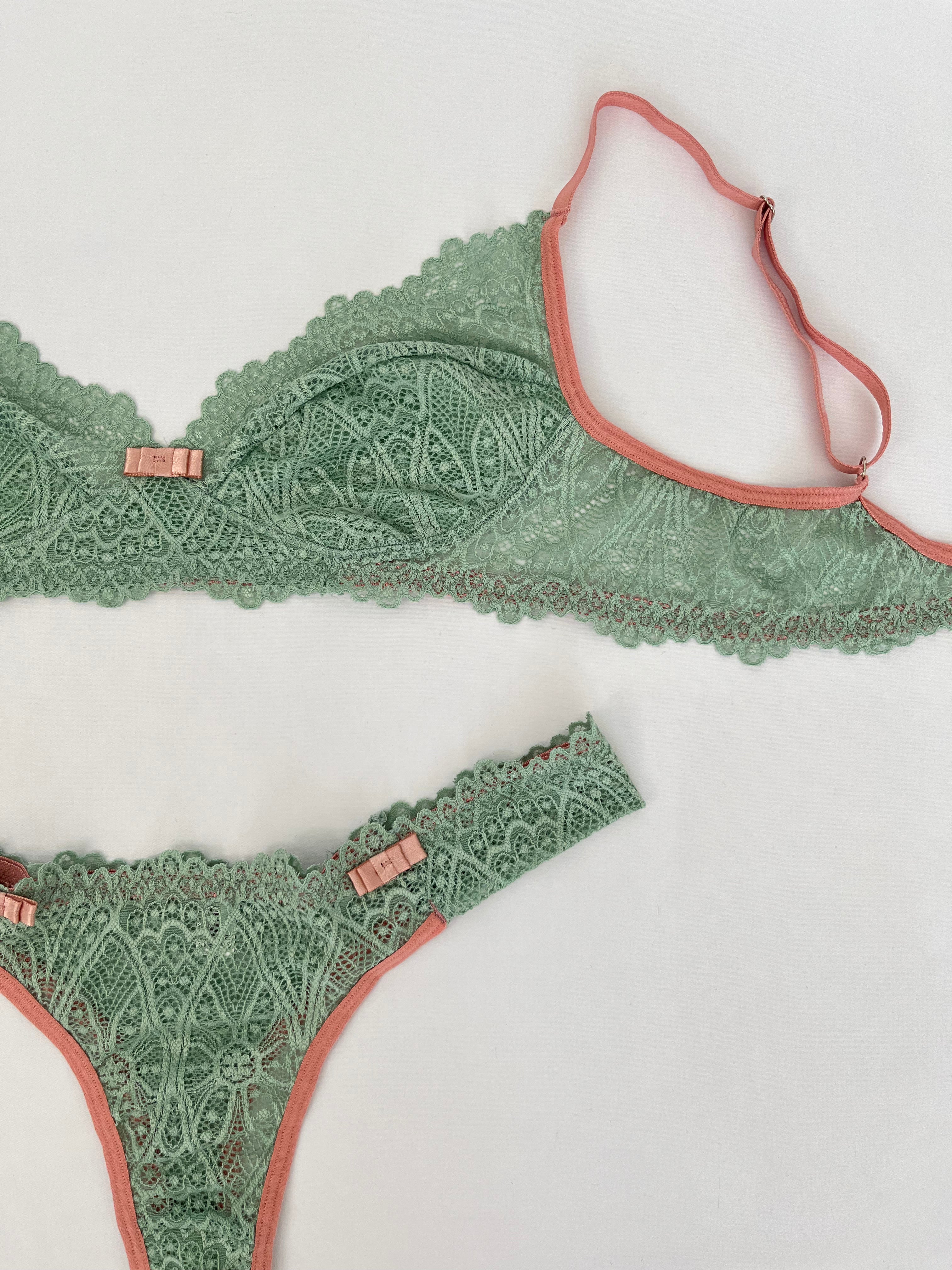 Baby Green / Baby Pink